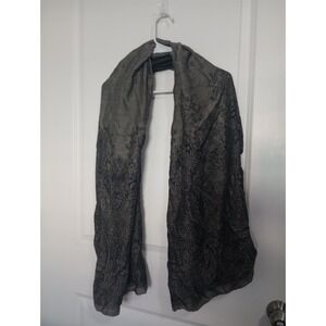 Gray & Black Paisley Jacquard Oblong Scarf – 26" x 68"